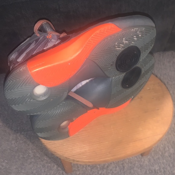 Nike HyperDunk 2015 size 6.5Y Us - Picture 6 of 6